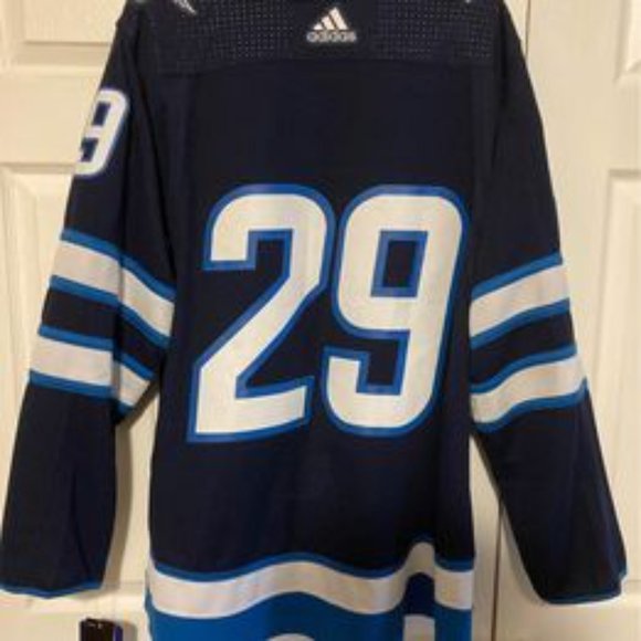 Adidas Winnipeg Jets NHL #29 Hockey Jersey Size 52 (Large) w/ Tags - Picture 2 of 6